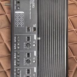 JL Audio XD700/5 5-Channel Amplifier