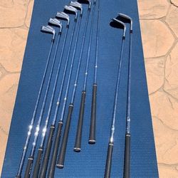 TAYLORMADE 760 Golf Clubs