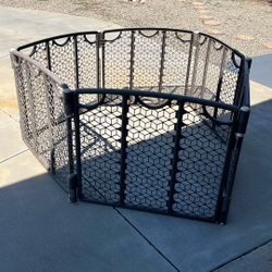 Baby Gate To Keep Those Kiddos From Driving You Crazy