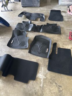 Ford explorer floor mat set