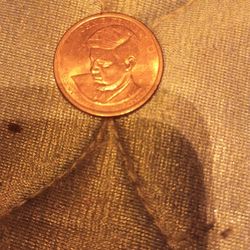 Jfk 35th president coin....1(contact info removed)