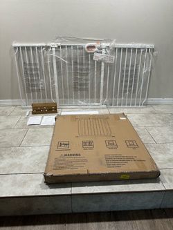 Extra Wide Pet Gate / Safety Gate - Fits Openings 62.2” - 66.9”