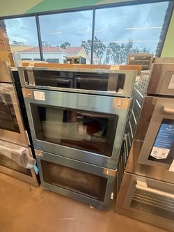 Cafe Stainless Steel Double Wall Oven