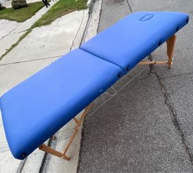 Blue massage bed