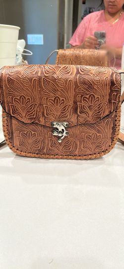 Crossbody purse