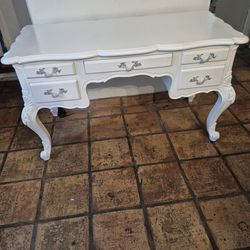 White solid wood Dresser