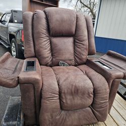Power Lift Recliner For Sale.