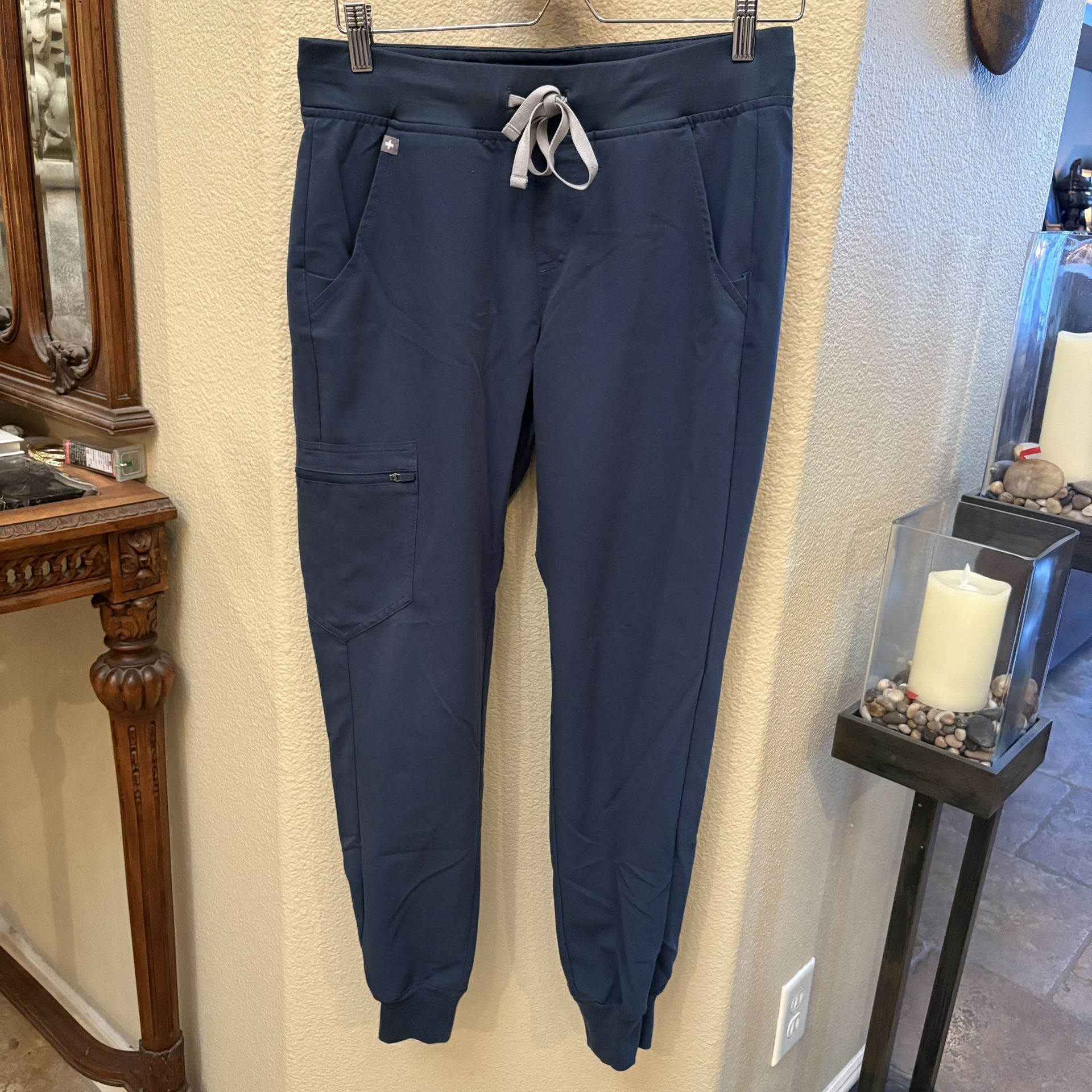 FIGS Women Navy Blue Zamora Technical Collection Jogger Scrub Pants Size Small