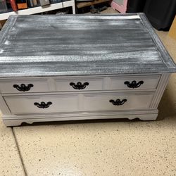 Farmhouse Coffee Table 