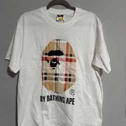 Bape x Burberry tee Size (L)