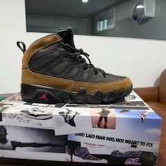 Jordan 9 boot