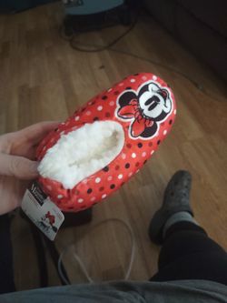 Disney Minnie Mouse Fuzzy Slipper Socks