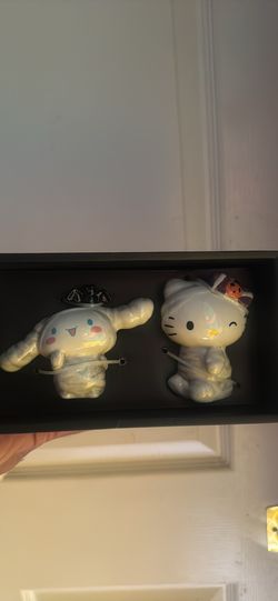 Hello kitty ceramic Shaker