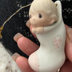 PRECIOUS MOMENTS ORNAMENTS