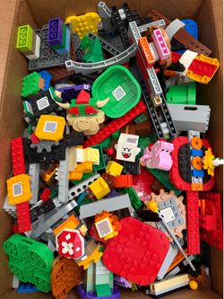 🔥 GREAT DEAL! LEGO Super Mario Lot – 7 Sets + Interactive Mario & Luigi – Like New  Moving- Priced to sell!