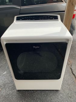 Whirlpool Electric Dryer like new