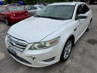 2010 Ford Taurus