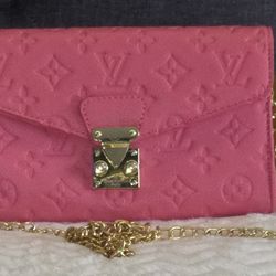 CROSSBODY BAGS 