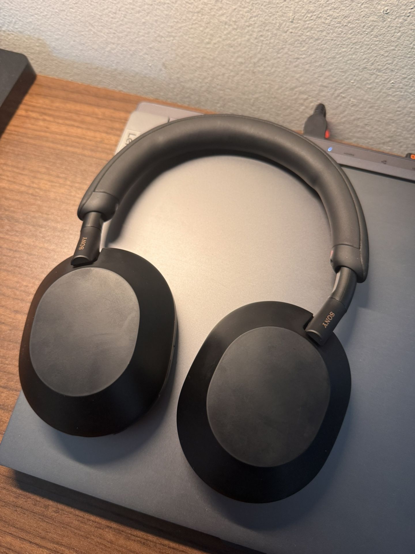 SONY WH-1000XM5 $169 Only, Looks Like A New