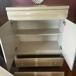 Bedroom Furniture For Sale (King/Queen)