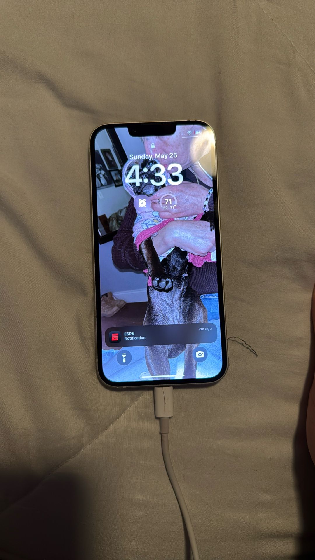 iPhone 13 White