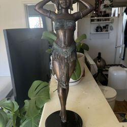 Art Deco Sculpture Bronze On Black Marble