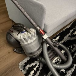 Dyson DC39 Bangles Canister vacuum 