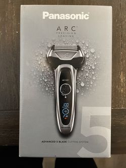 PANASONIC RAZOR ARC New In Box (es-lv365)