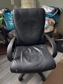 Black Leather Office Chair with Armrests