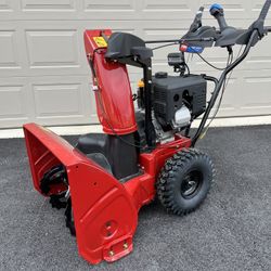 Toro Powermax 826 OAE Snowblower 