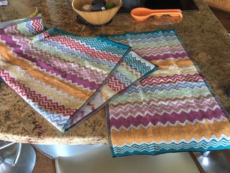 2 Rufus by Missoni towels