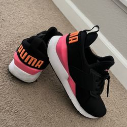 Puma Sneakers