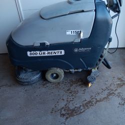 Disk Traction Drive Floor Scrubber