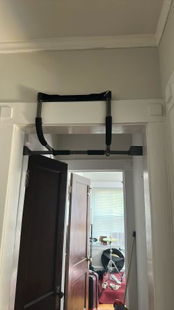 Pull Up Bar