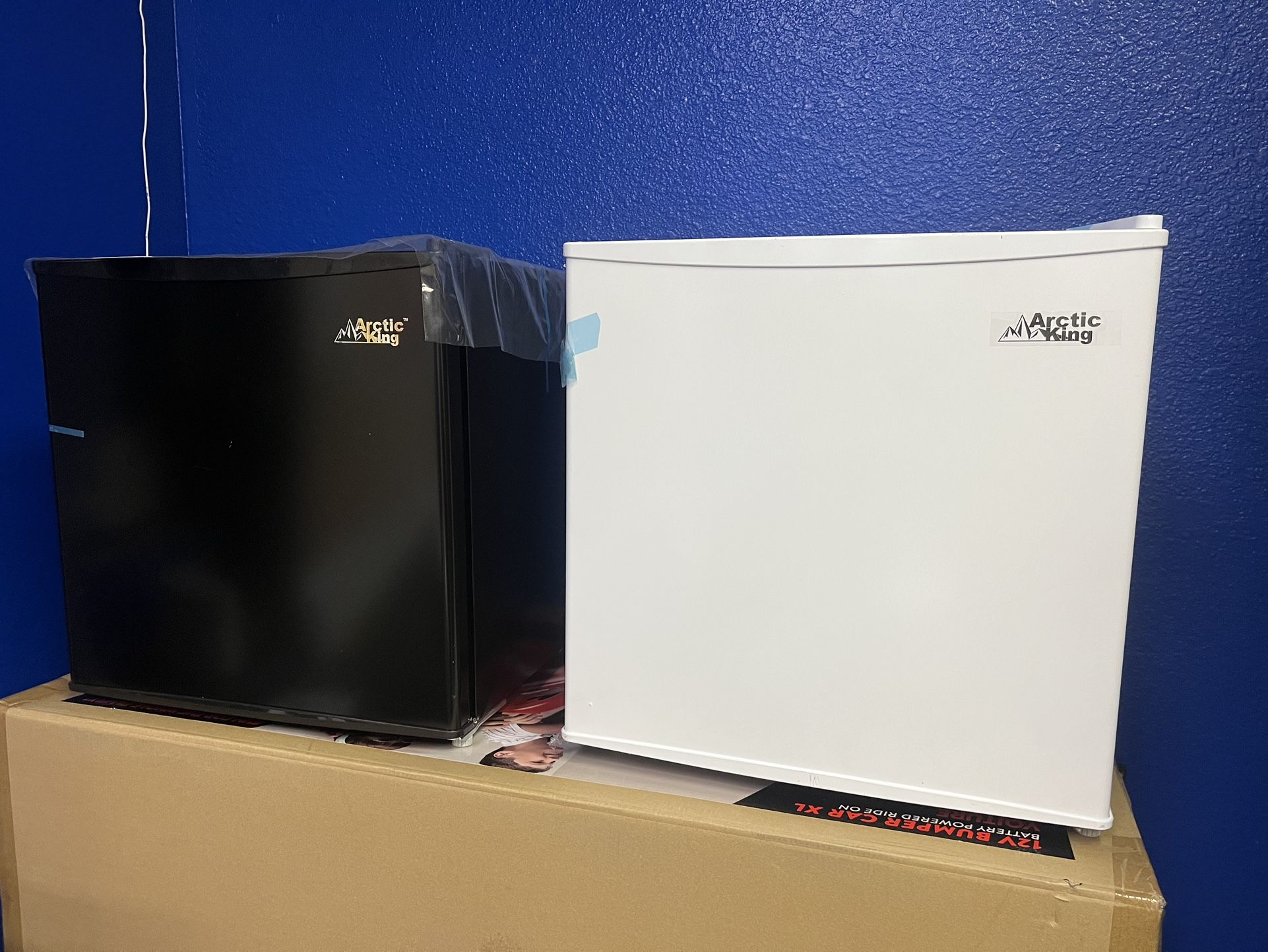 Artic King Mini Fridge 