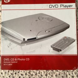 DVD, CD & PHOTO CD WITH REMOTE CONTROL / A/V CABLE