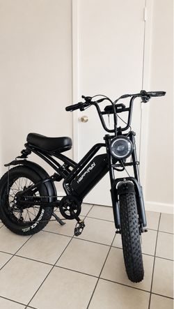 HappyRun fat-tire electric bike in the moped-style family.