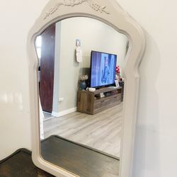 Beautiful Wall Mirror