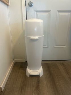 Diaper genie