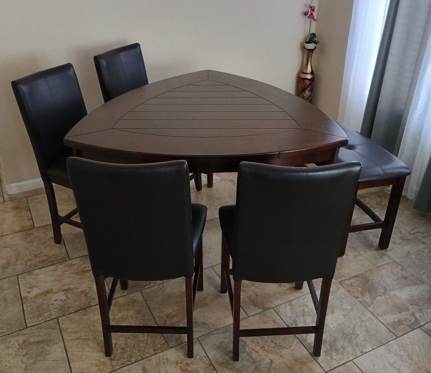 Dining Table Set