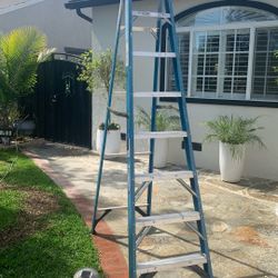 Letter Fabric Glass 8 Ft. 