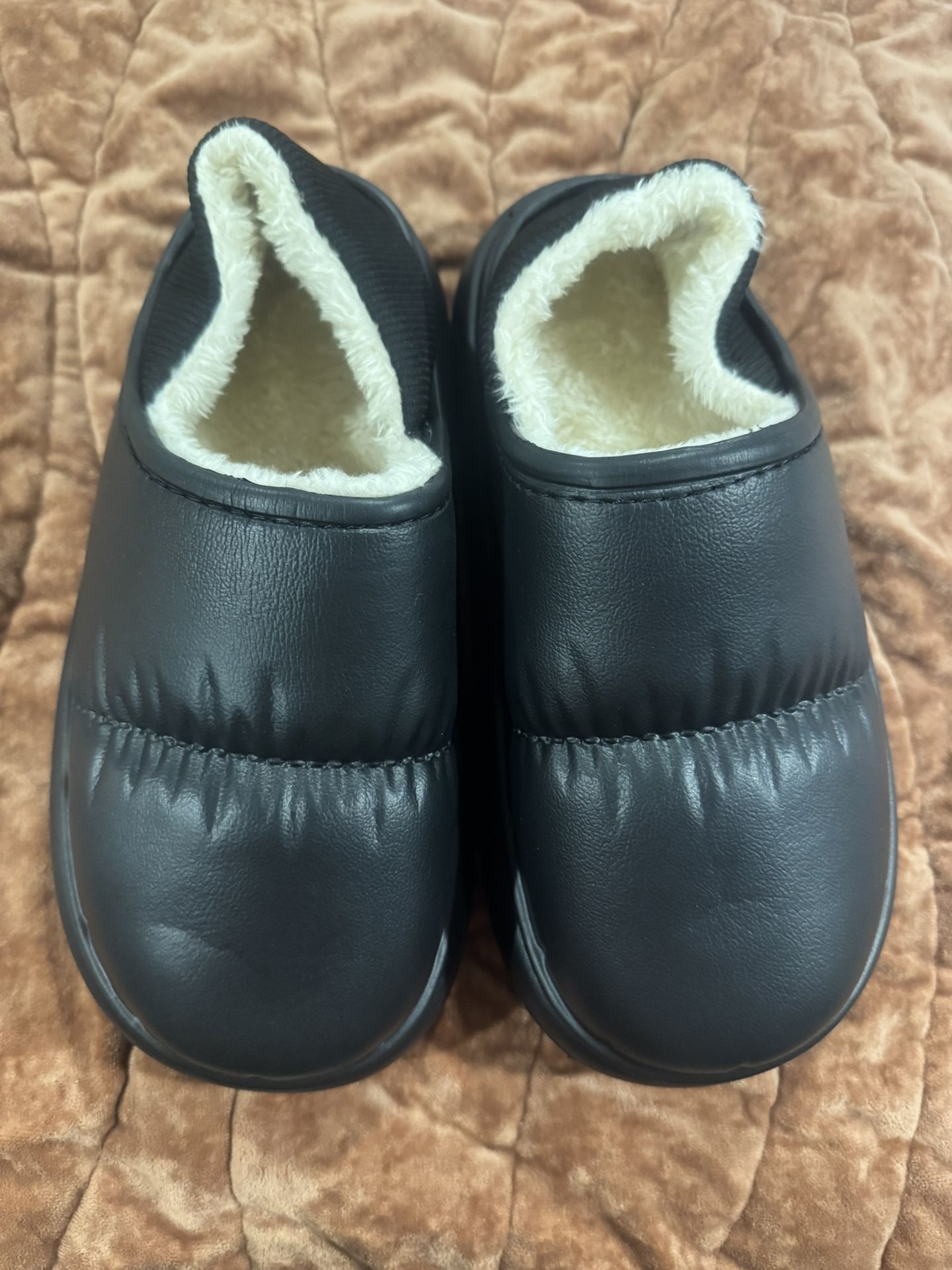 Slippers/Shoes (Brand New)