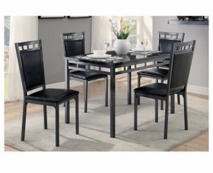 Dining set