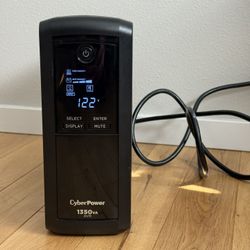 Cyberpower Intelligent LCD UPS Series CP1350AVRLCD