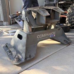 B&W -Companion 5th wheel 20k