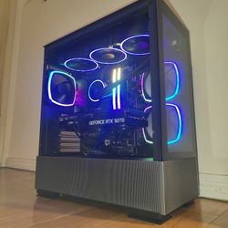 Stunning RTX Gaming PC:  Intel I7 12700K + RTX 5070 12GB  + 32GB  DDR5