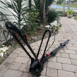 Yakima Upright Rooftop Bike Rack