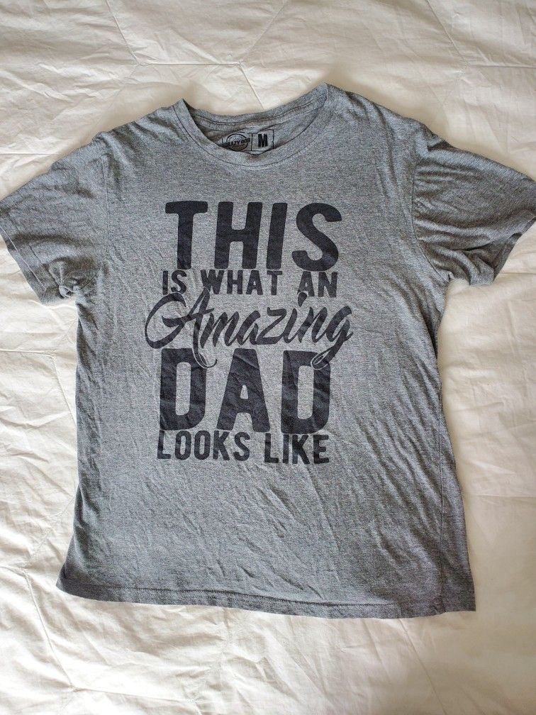 Dad T-shirt Size MEDIUM
