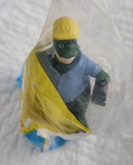 McDonald’s 1992 Disney Sinclair Dinosaurs Dino Kids Meal Toy Honey I'm Home