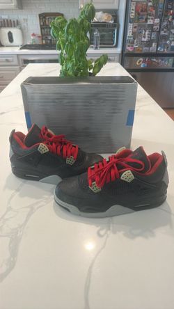 Jordan 4 black laser 8.5